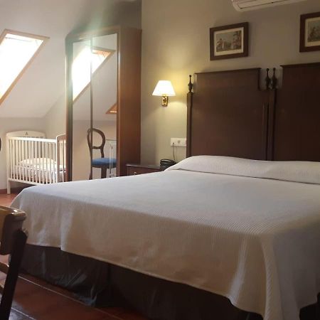 Hotel Iberia Plaza America Caceres Luaran gambar
