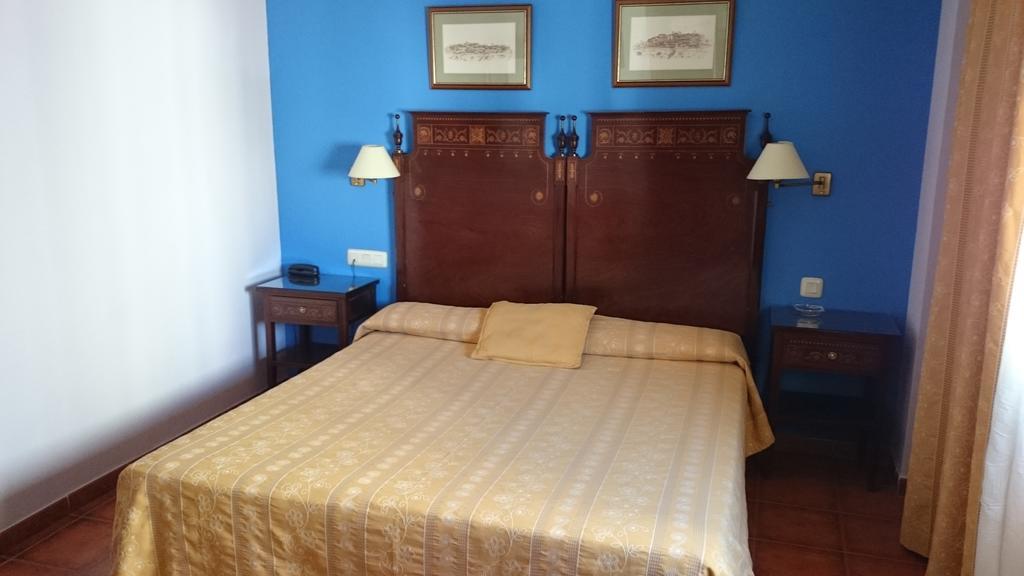Hotel Iberia Plaza America Caceres Bilik gambar